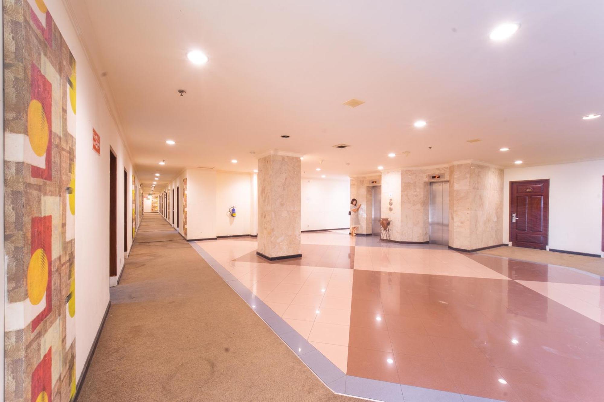 Adika Hotel Bahtera Klandasan Kecil Buitenkant foto