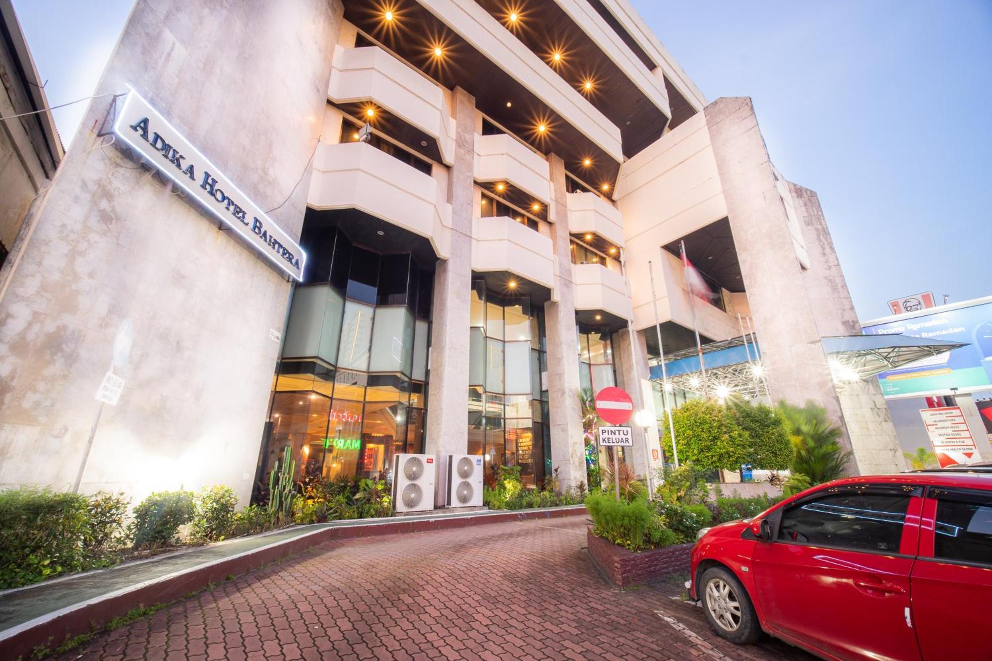 Adika Hotel Bahtera Klandasan Kecil Buitenkant foto