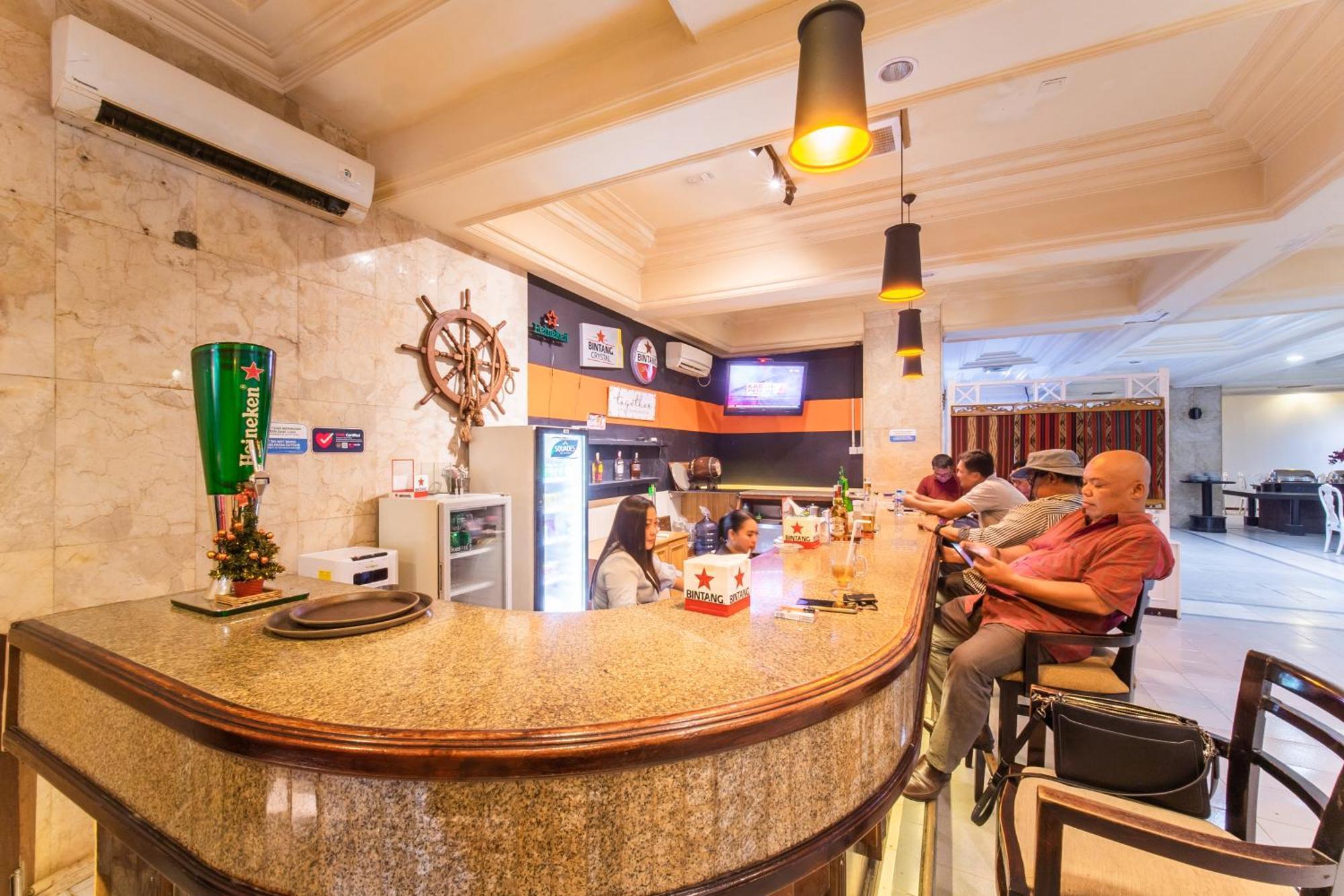 Adika Hotel Bahtera Klandasan Kecil Buitenkant foto